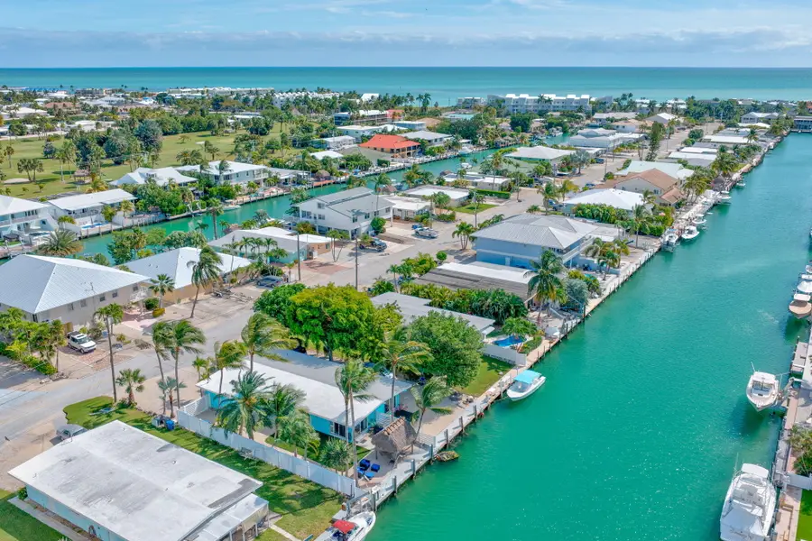 471 9th Street, Key Colony Beach, FL 33051 - Image #3