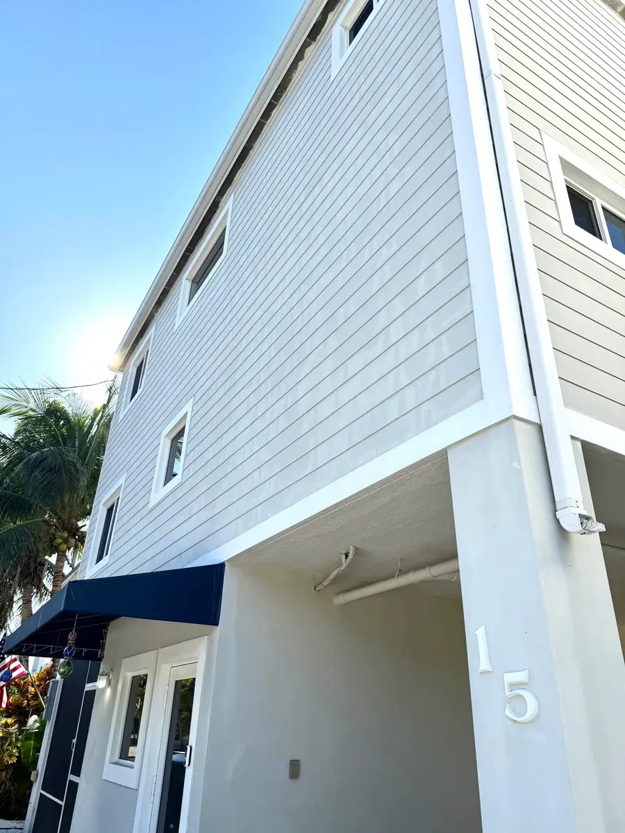 15 Lakeview Drive, Key Largo, FL 33037 - Image #3