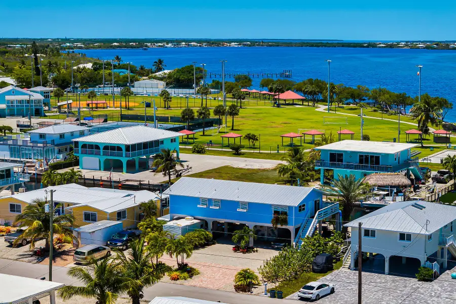 31135 Hollerich Drive, Big Pine Key, FL 33043 - Image #3