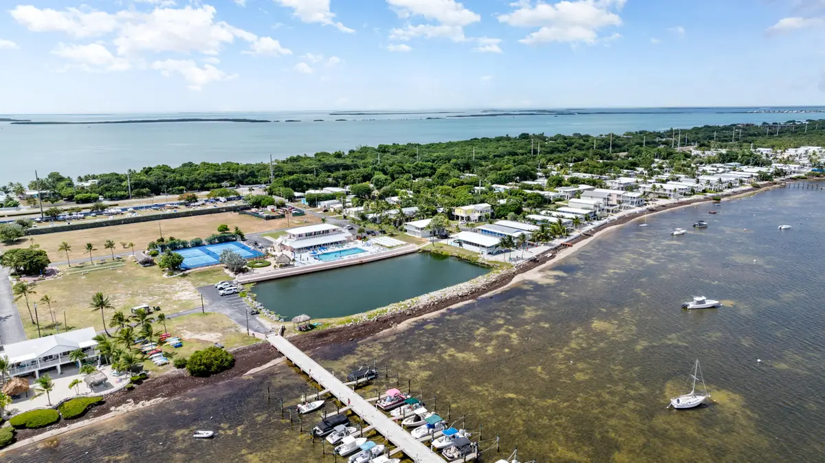 946 S Topaz Avenue, Key Largo, FL 33037 - Image #1