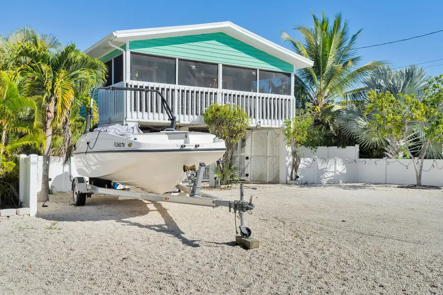 29313 Coconut Palm Drive, Big Pine Key, FL 33043 - Image #2