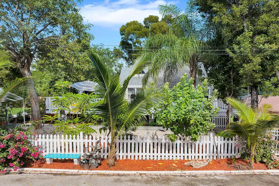 676 Sailfish Trail, Key Largo, FL 33037 - Image #2