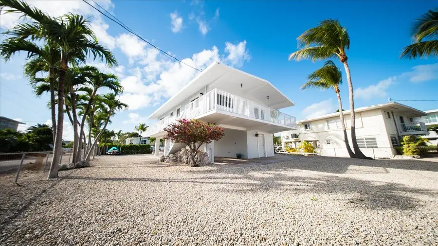 203 Bessie Road, Tavernier, FL 33070 - Image #2