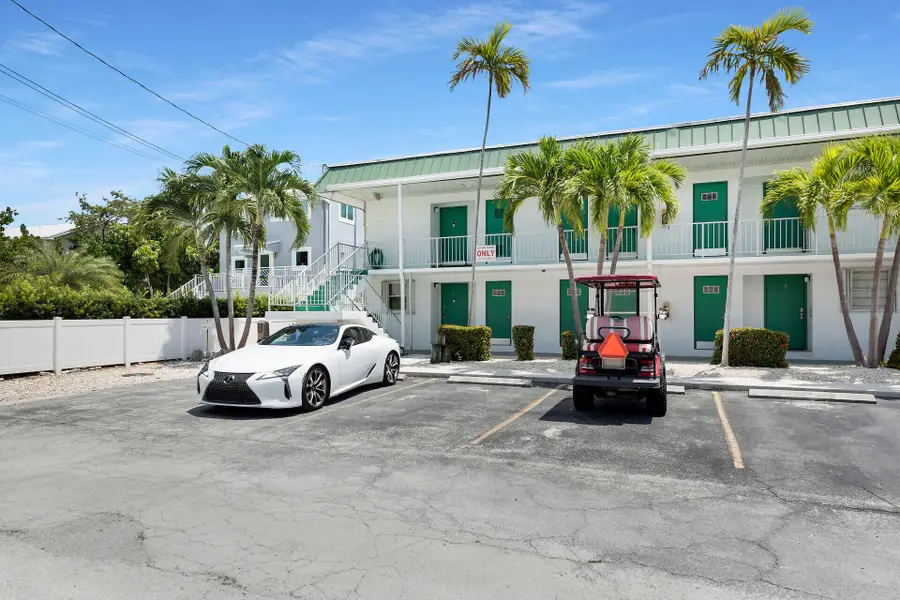 5301 Ocean Terrace #2, Marathon, FL 33050 - Image #3