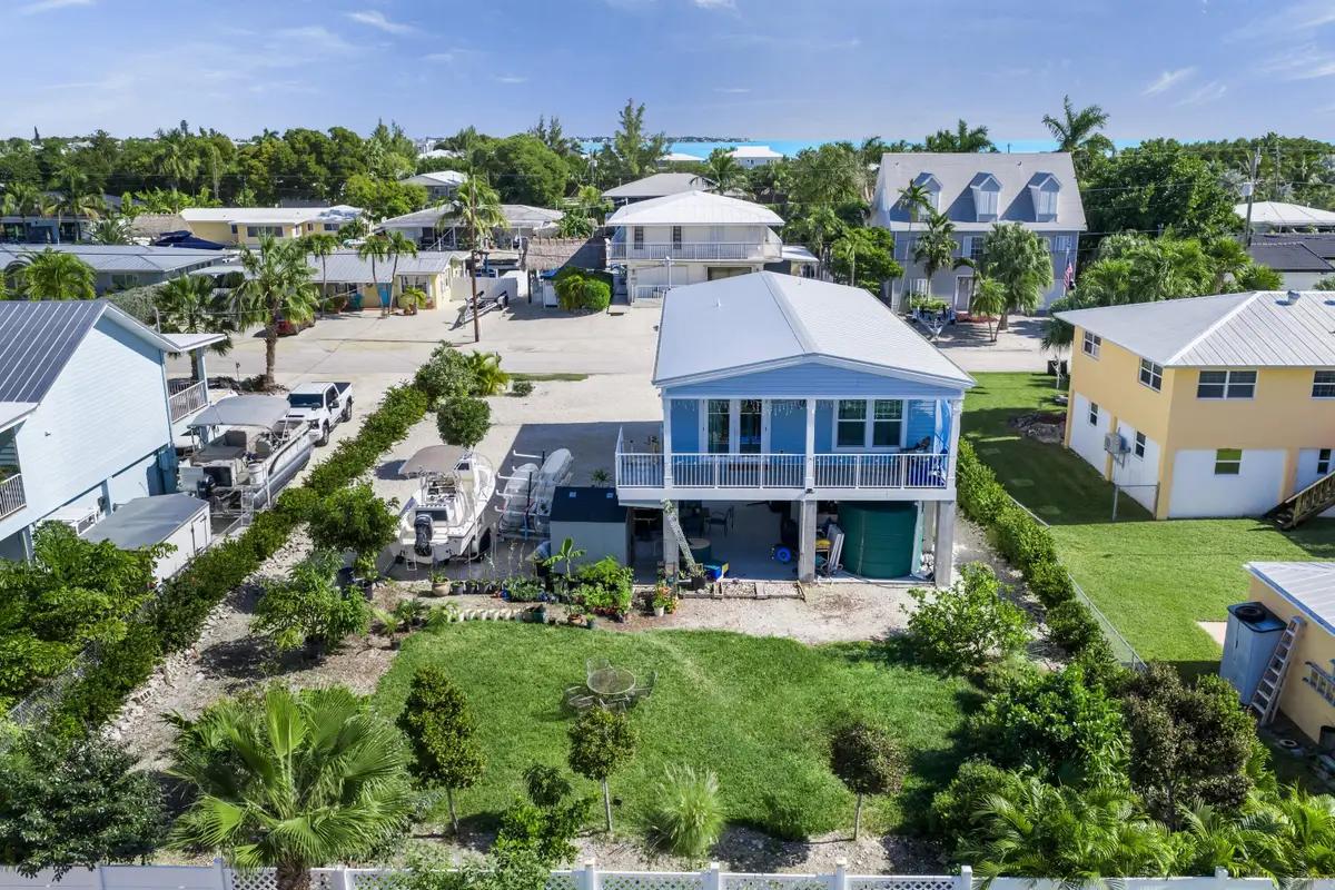 995 W 75th St Ocean, Marathon, FL 33050 - Image #1