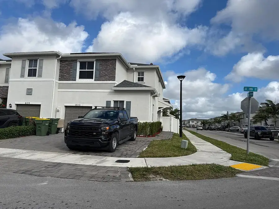 833 SE 19th Street, Homestead, FL 33034 - Image #2