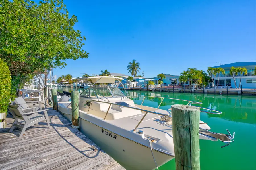 590 9th Street, Key Colony Beach, FL 33051 - Image #2