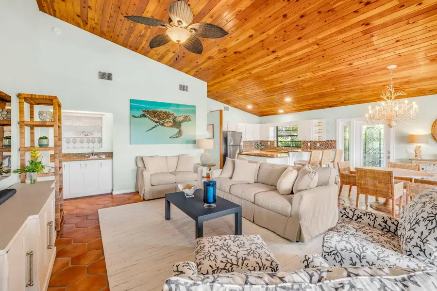 590 9th Street, Key Colony Beach, FL 33051 - Image #3