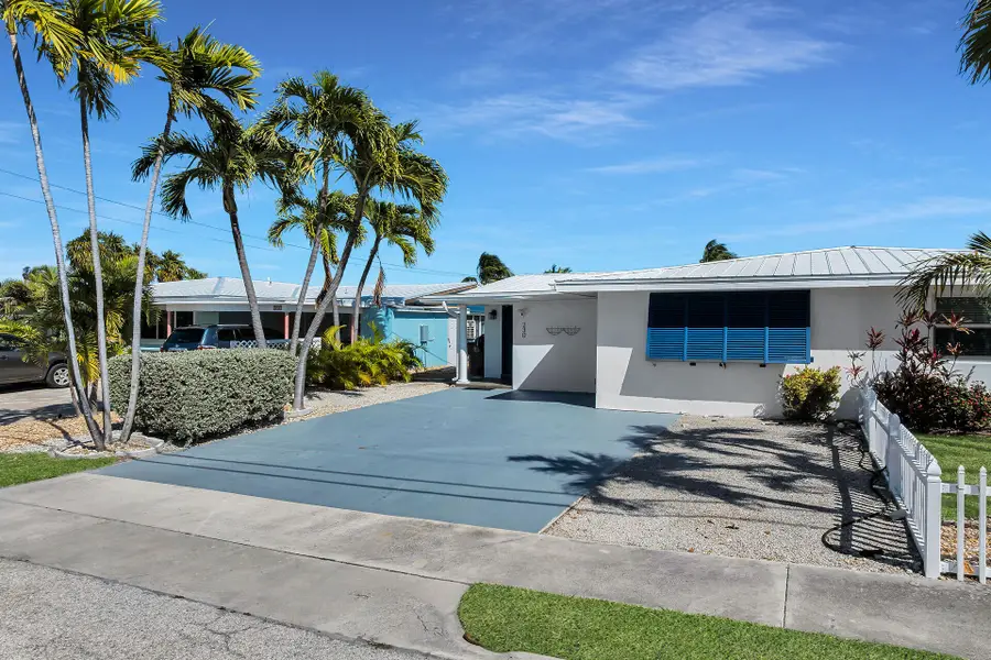 230 11th Street, Key Colony Beach, FL 33051 - #2