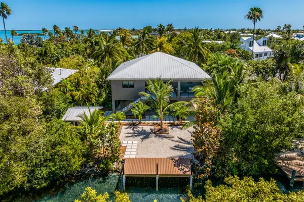 17215 E Bonita Lane, Sugarloaf Key, FL 33042