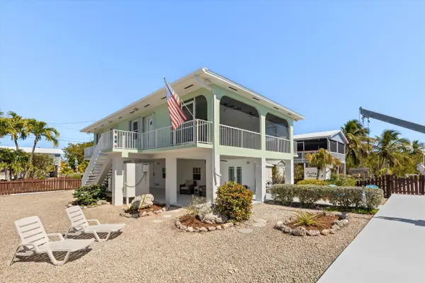 27388 Saint Vincent Lane, Ramrod, FL 33042