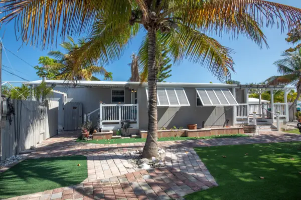 93 Sirius Lane, Geiger, FL 33040