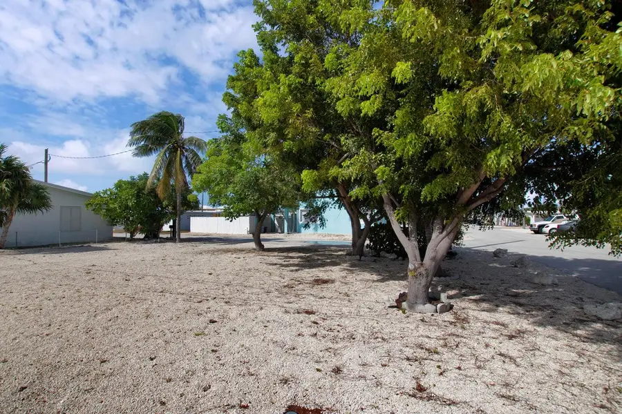 Lot 70 5th Avenue #Ocean, Marathon, FL 33050 - #2