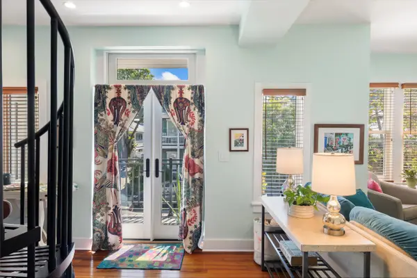 617 Fleming Street #APT 4, KEY WEST, FL 33040