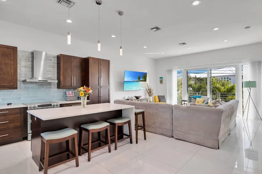 255 W Seaview Circle, Duck Key, FL 33050 - #3
