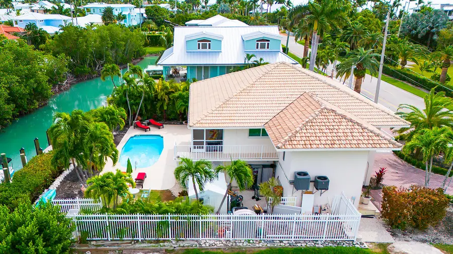 220 15th Circle, Key Colony Beach, FL 33051 - #3
