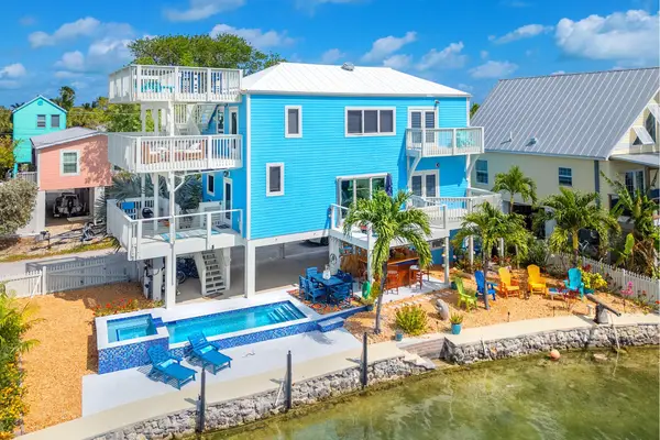6 Shore Drive, Saddlebunch, FL 33040