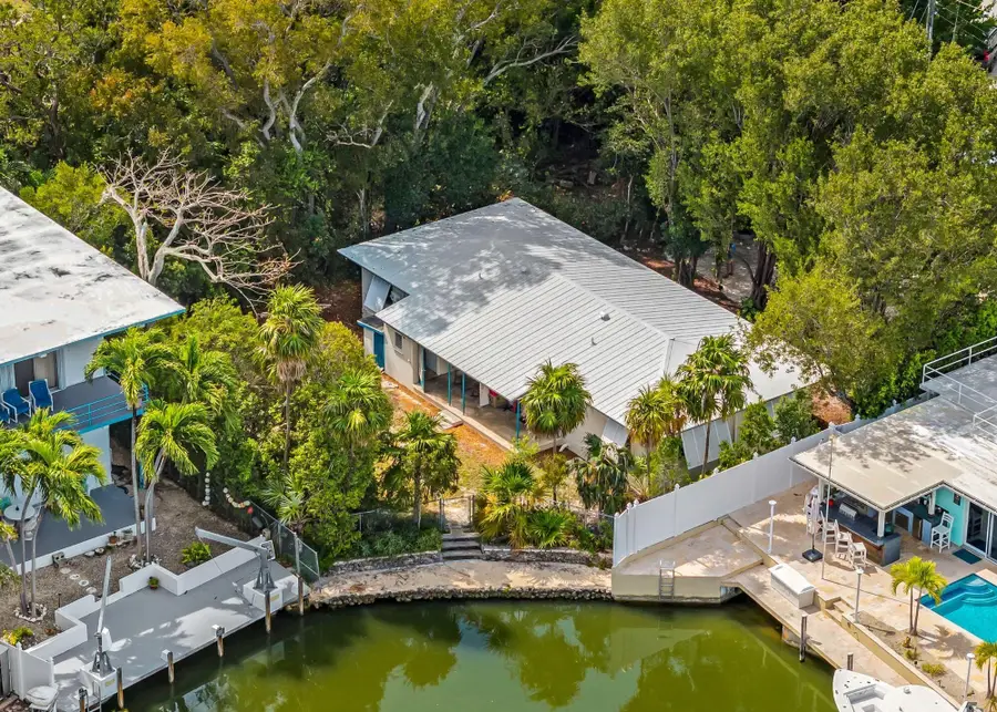 230 Apache Street, Plantation Key, FL 33070 - #3