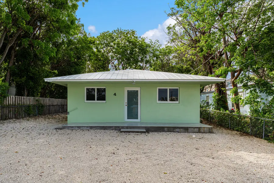4 Norwood Avenue, Key Largo, FL 33037 - #3