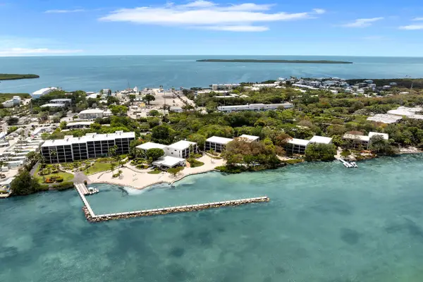 97652 Overseas Highway #APT S1, Key Largo, FL 33037