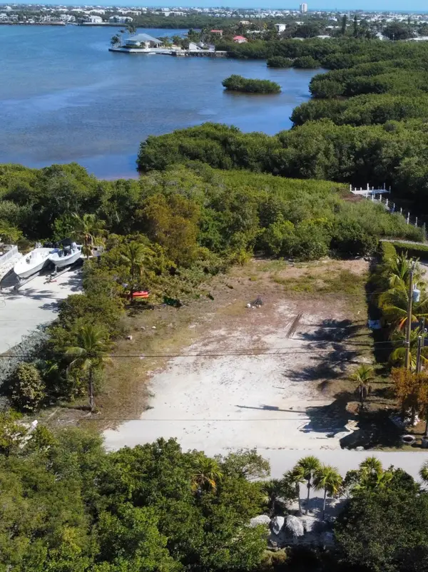 207 Stirrup Key Boulevard, Marathon, FL 33050