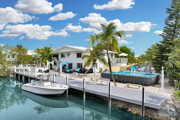 750 W Indies Drive, Ramrod Key, FL 33042