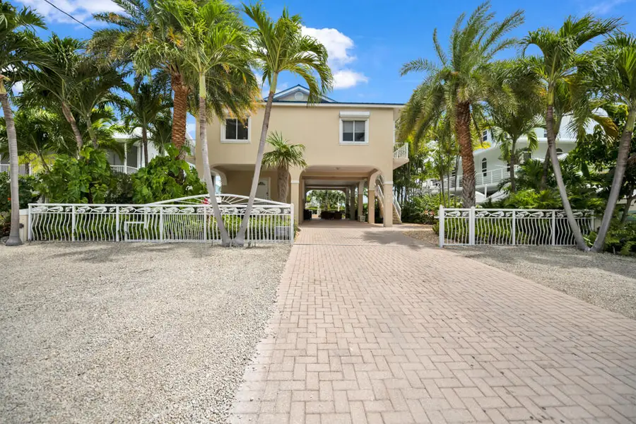 316 Woods Avenue, Plantation Key, FL 33070 - #2