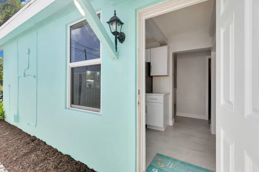 11105 3rd Avenue Ocean, Marathon, FL 33050 - #2