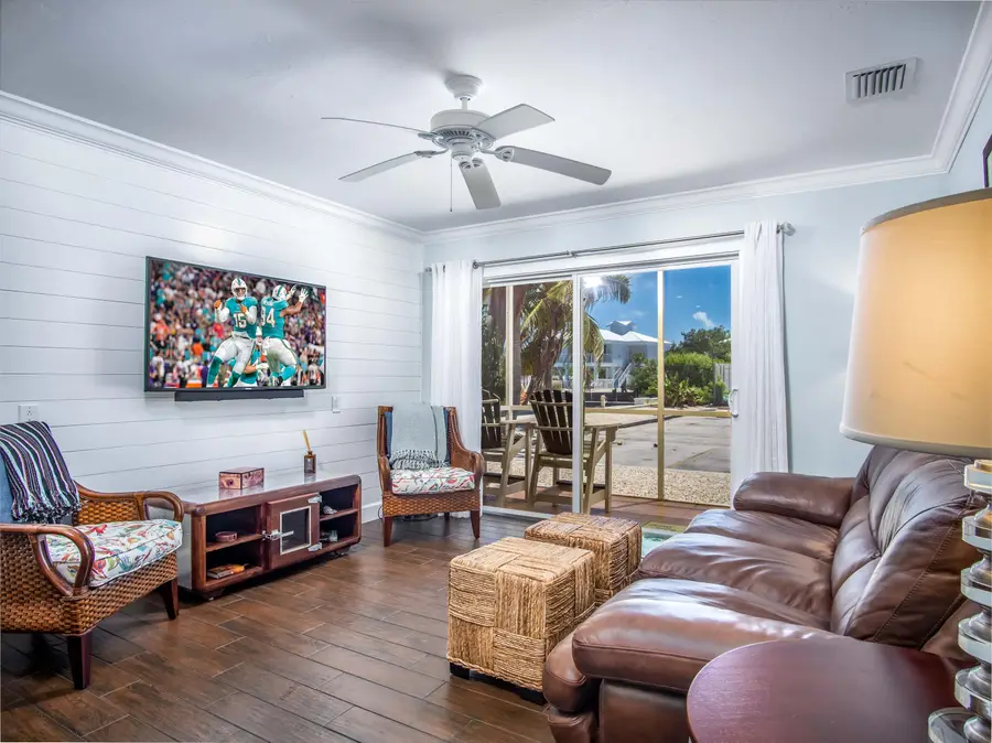 105 Avenue D #APT 104, Marathon, FL 33050 - #3