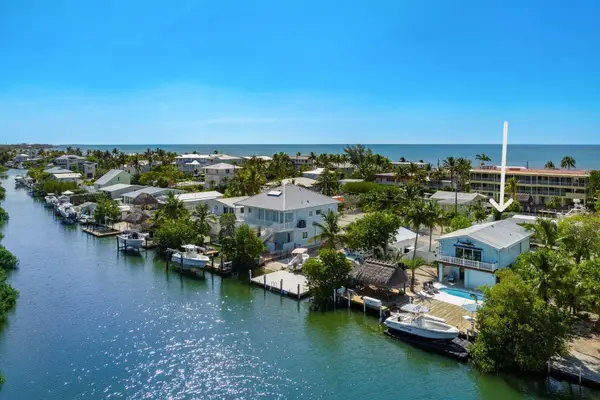 140 Iroquois Drive, Lower Matecumbe, FL 33036