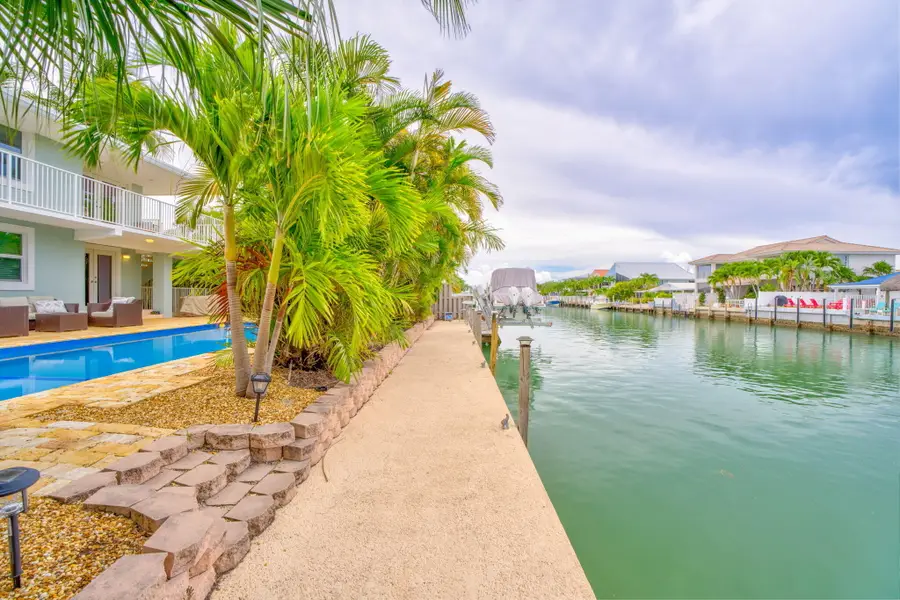 581 10th Street, Key Colony Beach, FL 33051 - #3