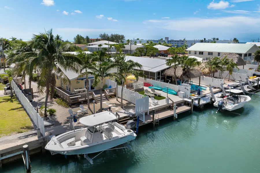 271 3rd Street, Key Colony Beach, FL 33051 - #3