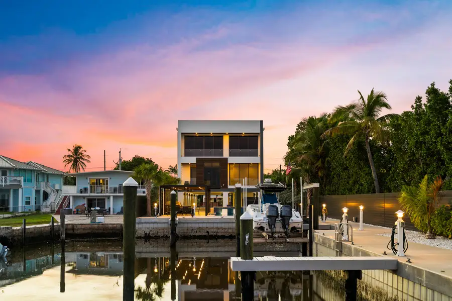 16 Seaside Avenue, Key Largo, FL 33037 - #2