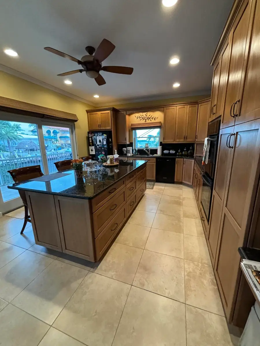 239 Plantation Avenue, Plantation Key, FL 33070 - #3