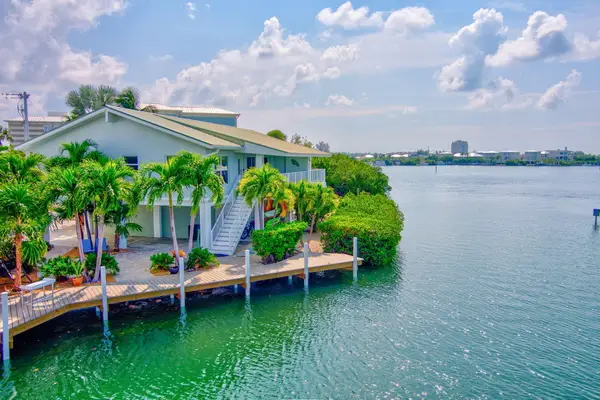 101 N Coral Lane, Key Colony, FL 33051
