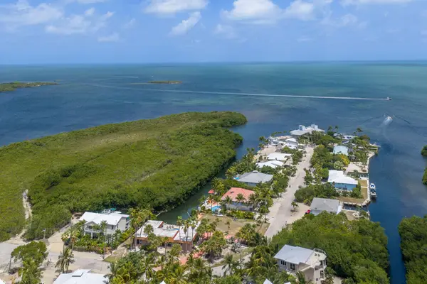 555 70th Street Gulf, Marathon, FL 33050