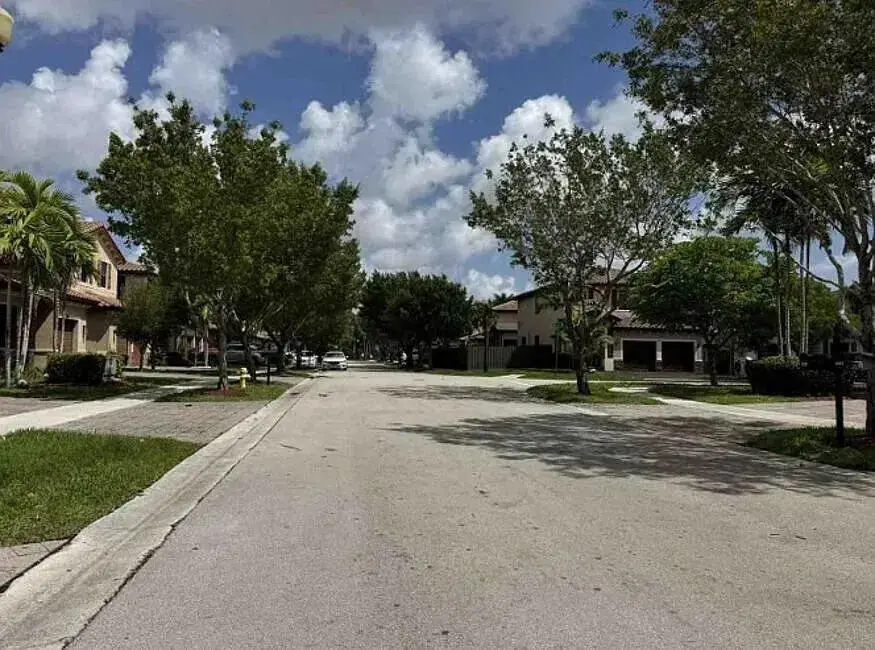 512 SE 33rd Terrace, Homestead, FL 33034 - #3
