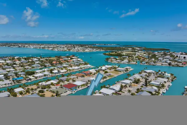 581 9th Street, Key Colony, FL 33051