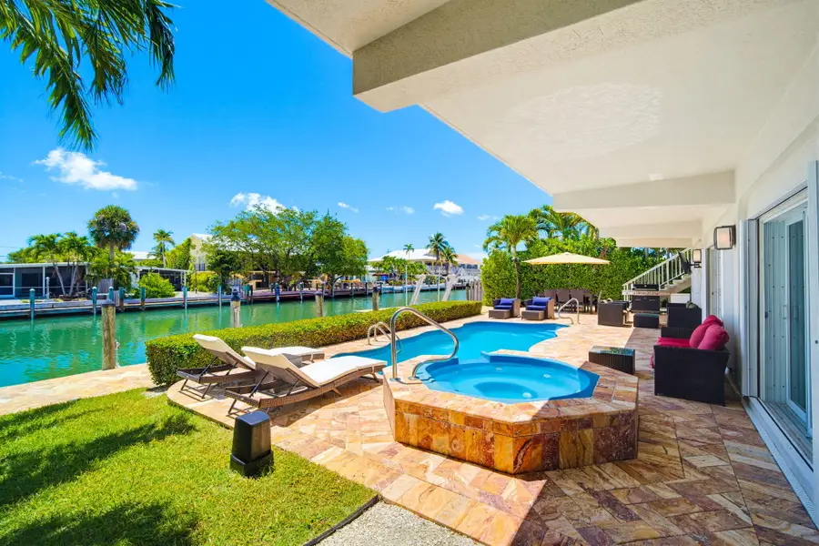 420 11th Street, Key Colony Beach, FL 33051 - #3