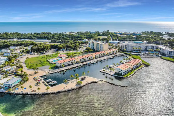 88540 Overseas Highway #APT 304, Plantation Key, FL 33070