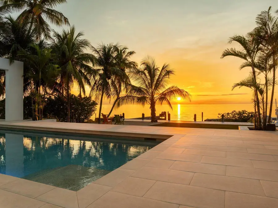 19 Avacado Street, Islamorada Village Of Islands, FL 33036 - #3