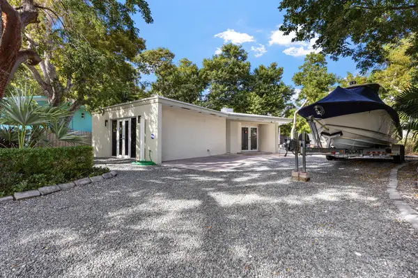 157 Navajo Street, Upper Matecumbe Key Islamorada, FL 33070
