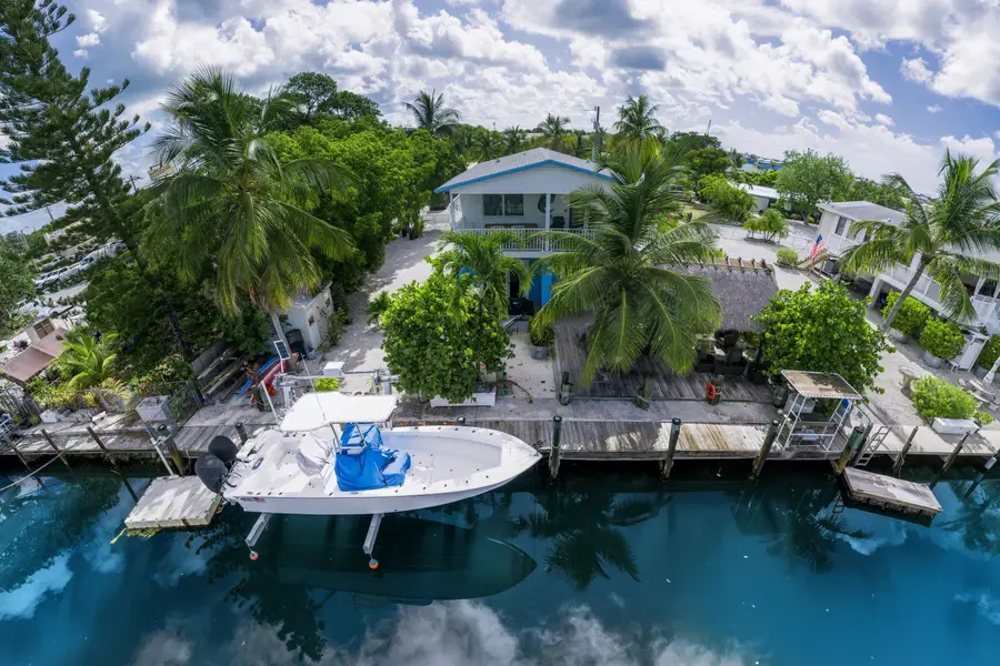 305 50th Street Ocean, Marathon, FL 33050 - #2