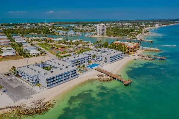 201 E Ocean Drive #1-211, Key Colony, FL 33051