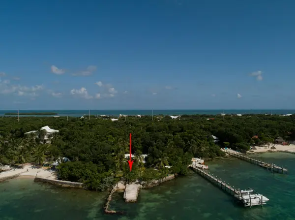 95480 & 90 Overseas Highway, Key Largo, FL 33037