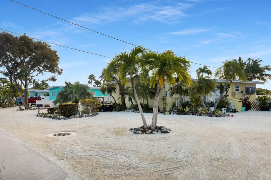 17 Manowar Drive, Marathon, FL 33050 - #2