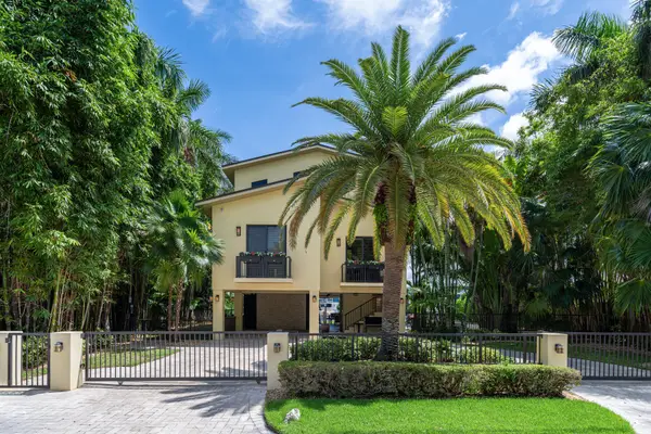 40 N Bounty Lane, Key Largo, FL 33037