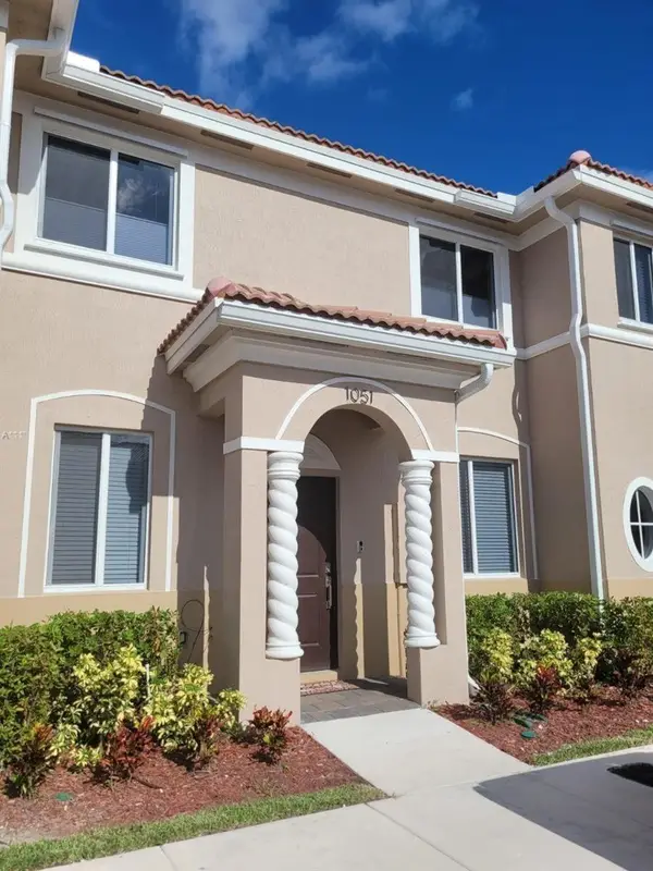 1051 SE 23rd Terrace, Other, FL 33035