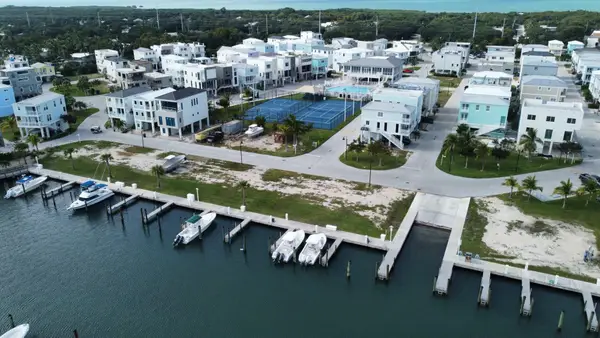 94825 Overseas Highway #UNIT 156, Key Largo, FL 33037