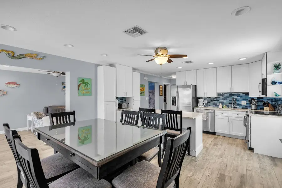 370 11th Street, Key Colony Beach, FL 33051 - #3